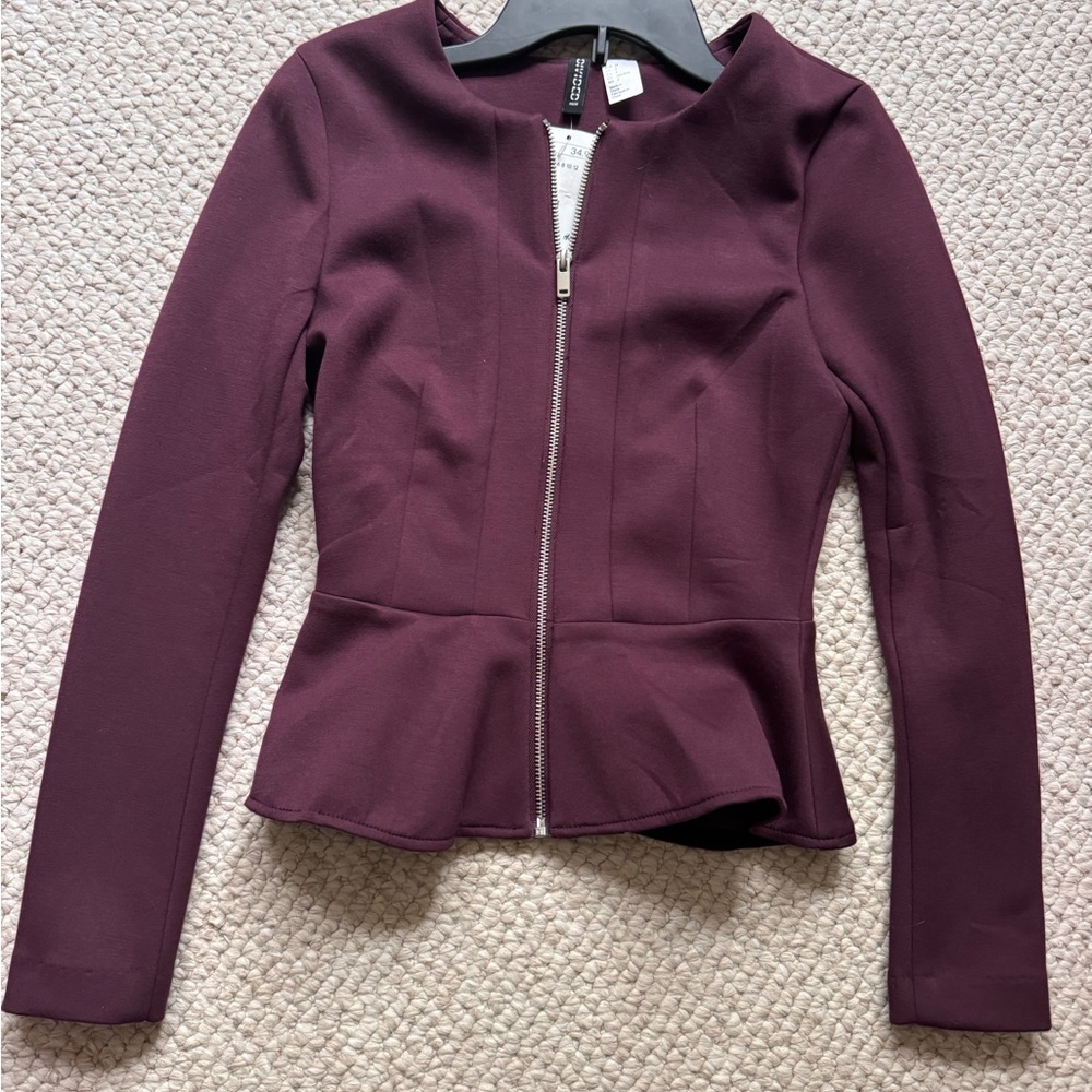 NWT peplum zippered blouse